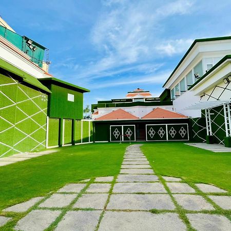 B8 Hotel Chennai Luaran gambar