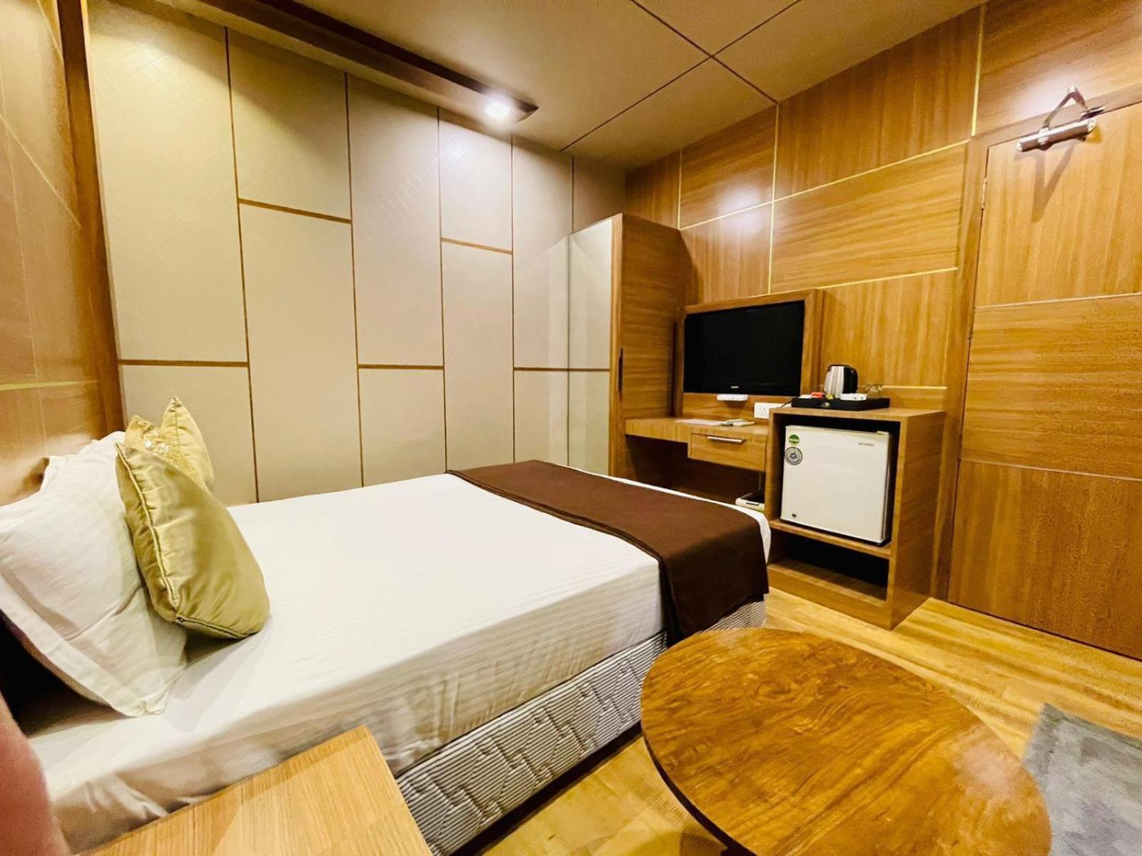 B8 Hotel Chennai Luaran gambar