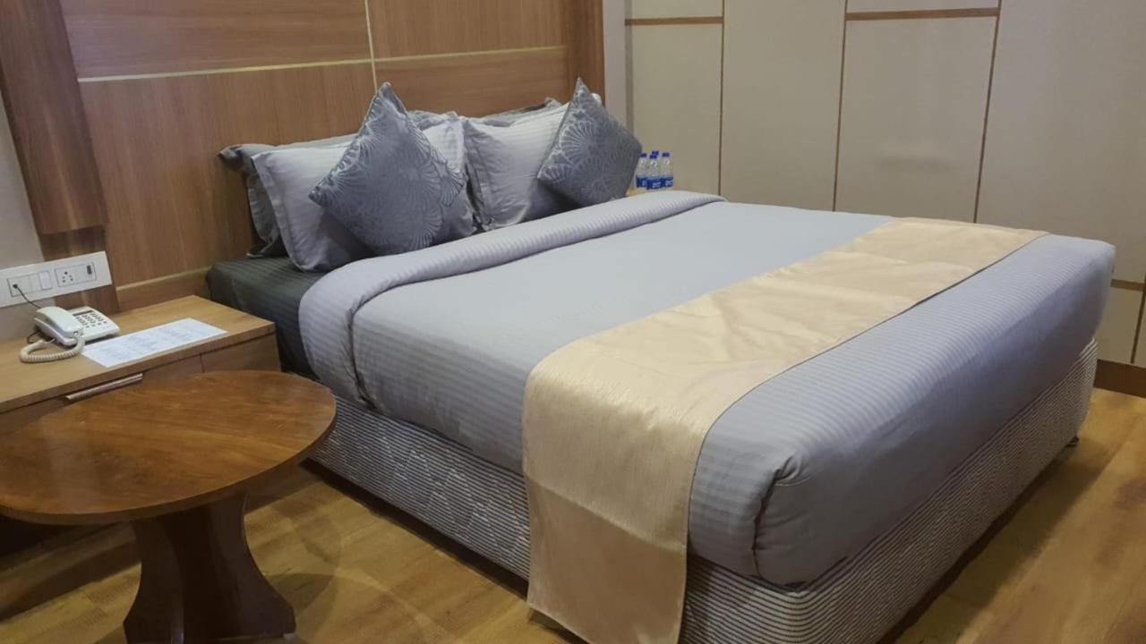 B8 Hotel Chennai Luaran gambar